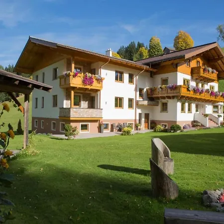 Apartment In Kaltenbach Near Ski Lift, Cleaning Included Kaltenbach